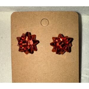 NWT  Metal Christmas Present Red Bow Metal Stud Earrings